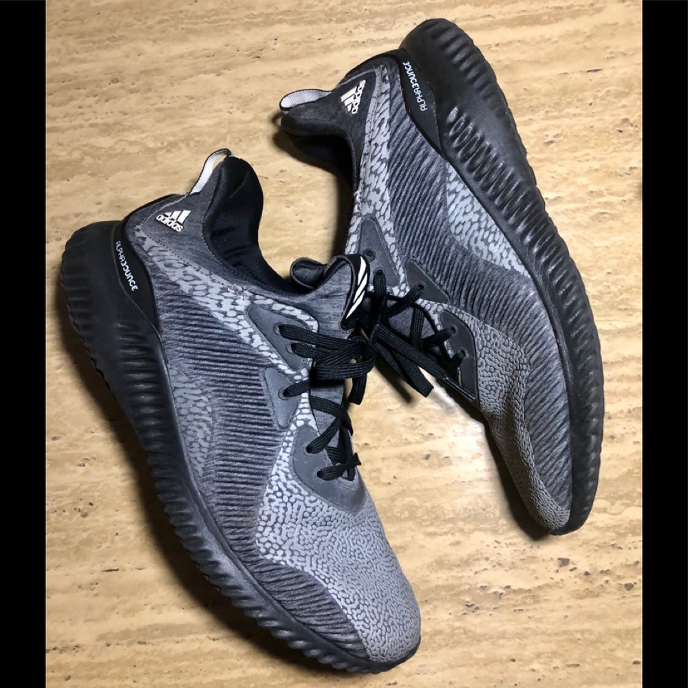 Adidas Sneakers Men Sz 11 - Picture 2 of 5